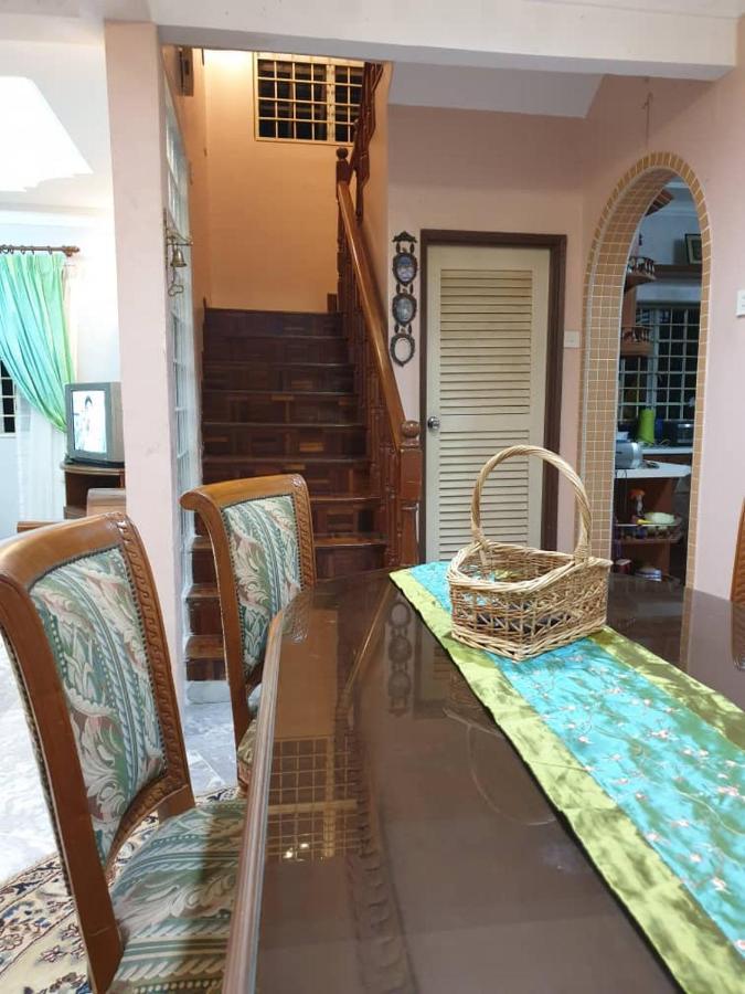 קאג'אנג Lavender Impian Homestay מראה חיצוני תמונה