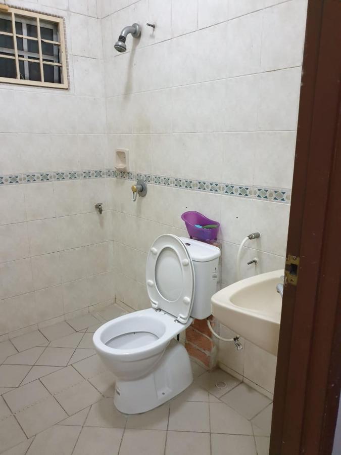 קאג'אנג Lavender Impian Homestay מראה חיצוני תמונה