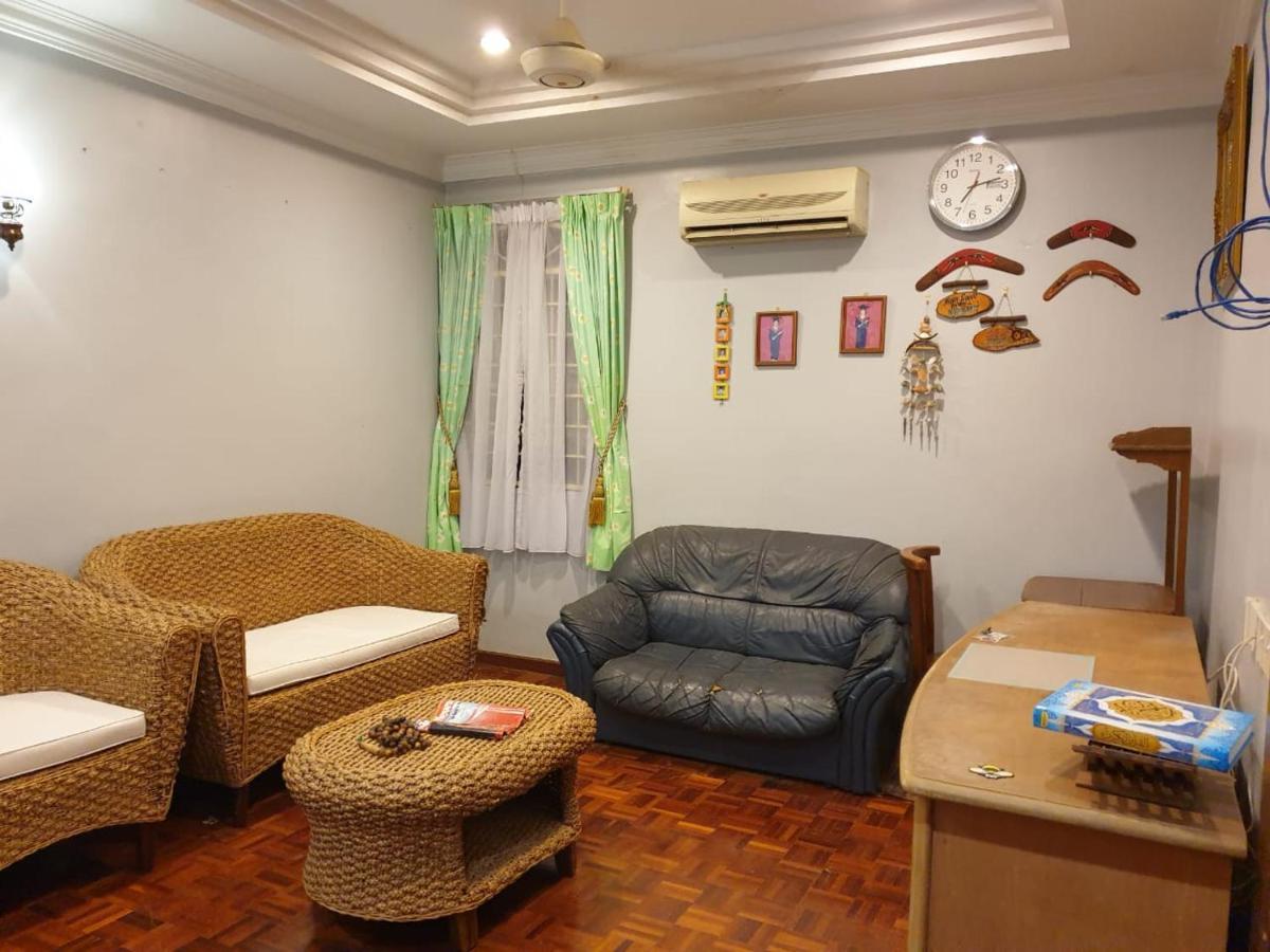 קאג'אנג Lavender Impian Homestay מראה חיצוני תמונה