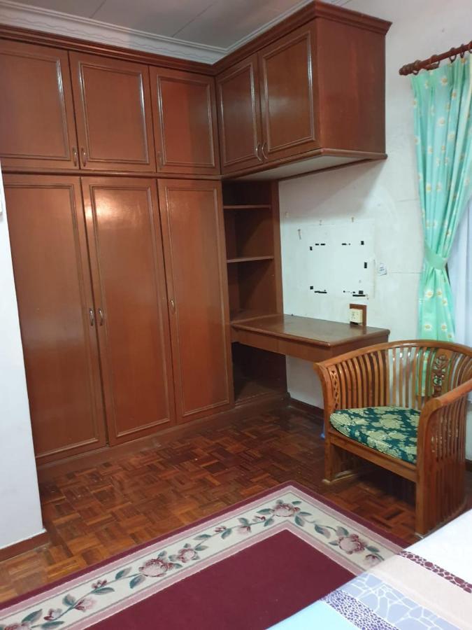 קאג'אנג Lavender Impian Homestay מראה חיצוני תמונה