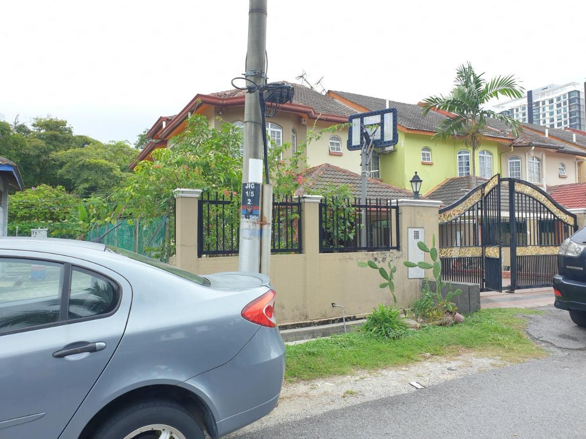 קאג'אנג Lavender Impian Homestay מראה חיצוני תמונה