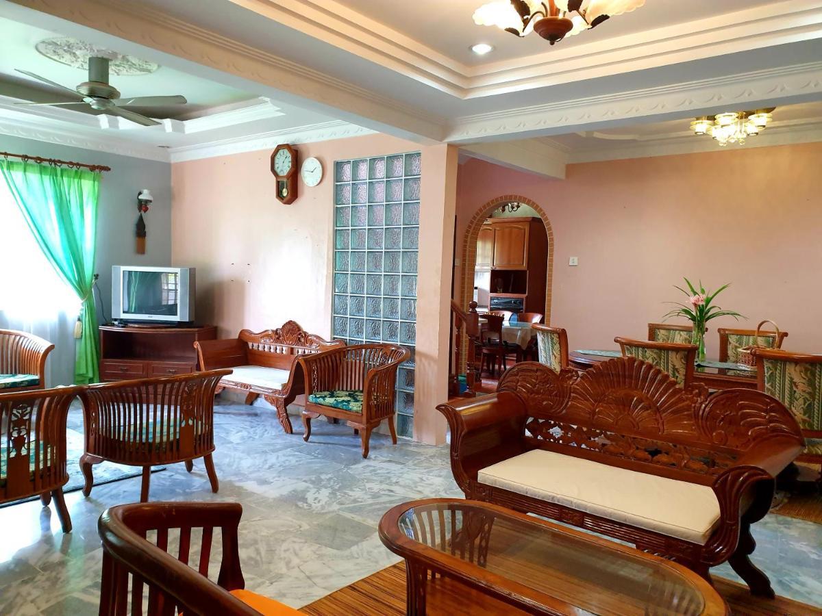קאג'אנג Lavender Impian Homestay מראה חיצוני תמונה