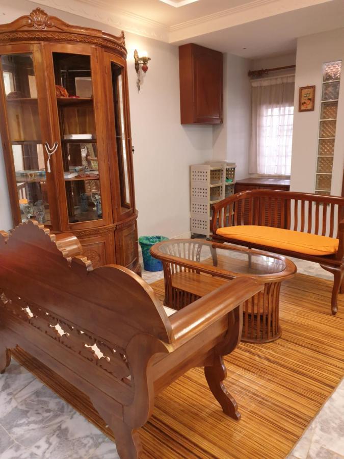 קאג'אנג Lavender Impian Homestay מראה חיצוני תמונה