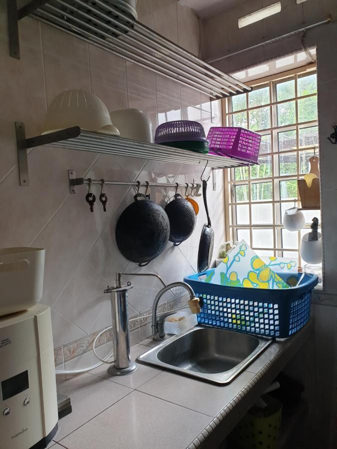קאג'אנג Lavender Impian Homestay מראה חיצוני תמונה
